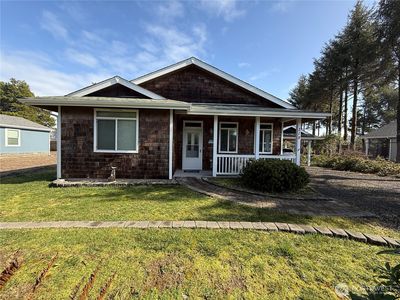 319 N Wynoochee Drive SW, Ocean Shores, WA, 98569