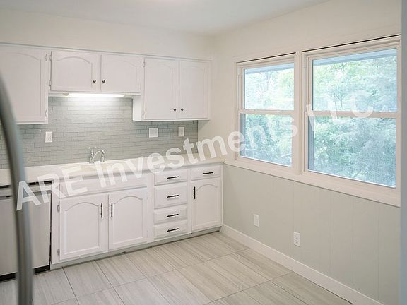 4th image of 4501 68th St