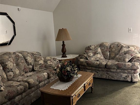 4th image of 188 Township Dr