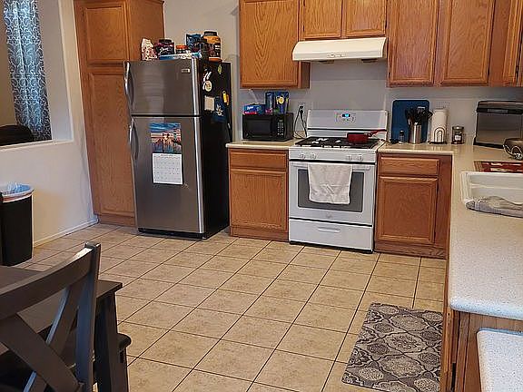 3rd image of 22 Dovewood Ave