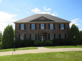 102 Golden Eagle Dr, Venetia, PA