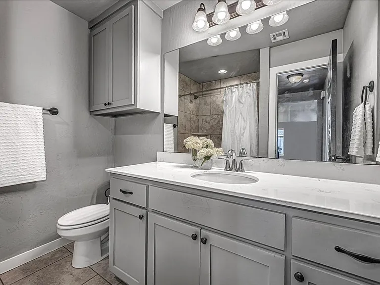 10300 Glover River Dr — Photo 19