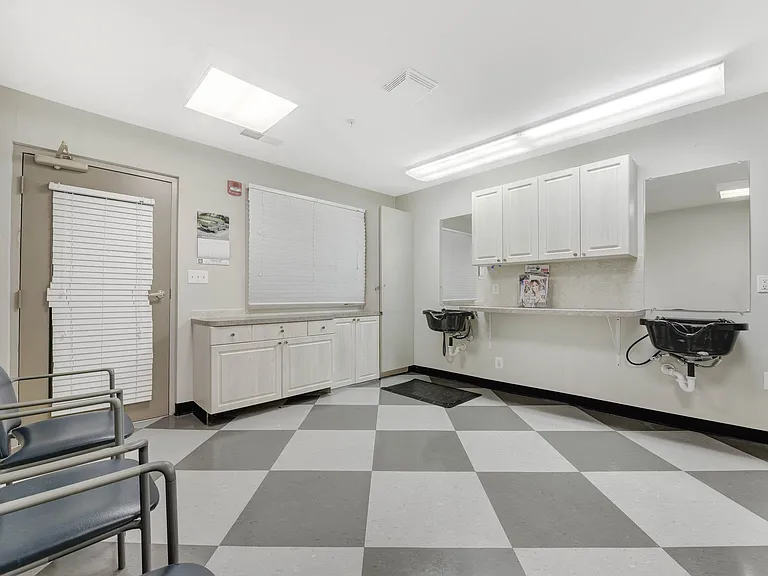 Cascades Village (55+) — Photo 11
