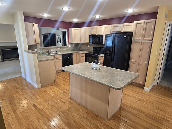 Open Floor plan Kitchen with Island