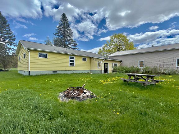 4th image of 643 Ashley Rd