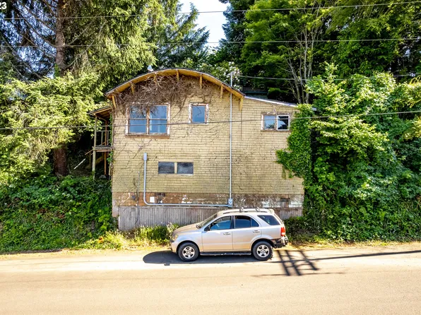 35795 Front St, Nehalem, OR 97131