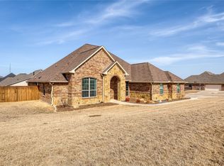 3217 Lakeway Dr, Weatherford, TX 76087