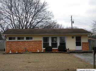 2913 Azalea Rd SW, Huntsville, AL 35805