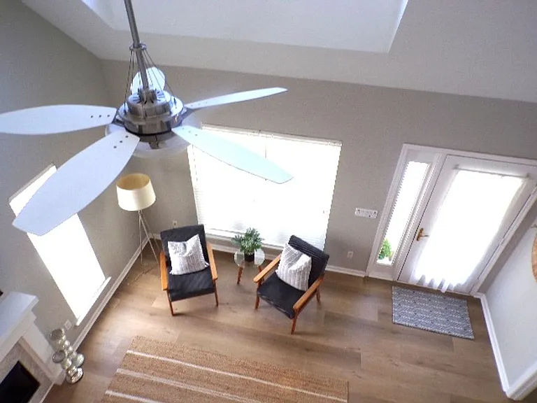 10 Cobblestone Ct — Photo 36