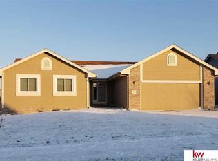 11869 S 217th St, Gretna, NE 68028