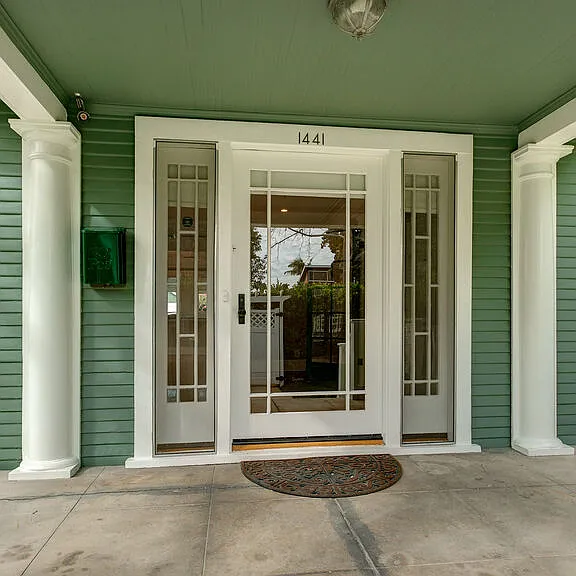 1441 N Ogden Dr — Photo 5