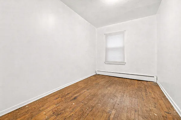 Sold by Mitra Hakimi Realty Group, LLC | media 6