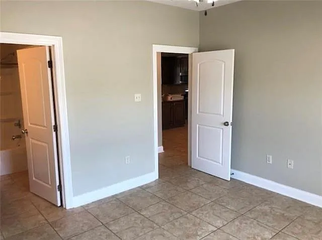 109 Village Oaks Blvd — Photo 2