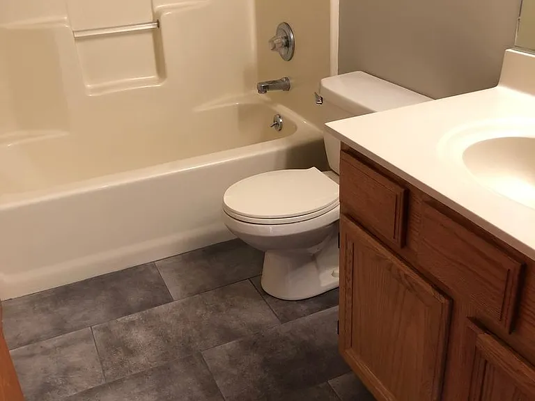 Millstream Apartments — Photo 35