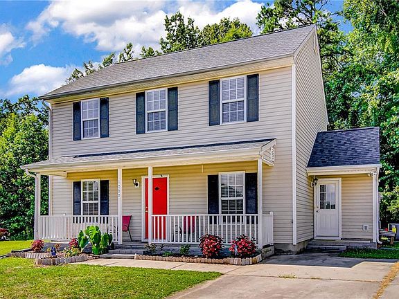 4th image of 1700 Bellwick Dr