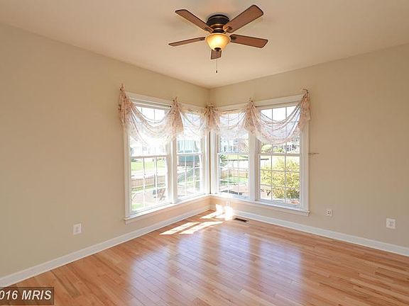 Home office/Main Level Bedroom