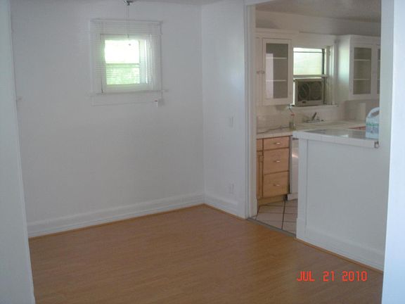 3rd image of 154 E Burton Ave