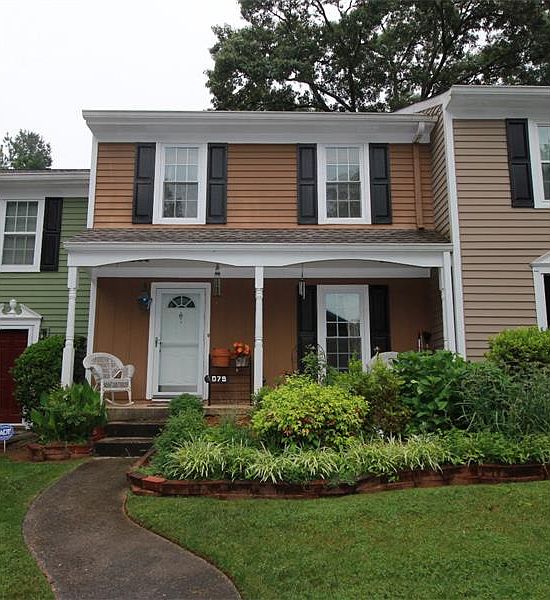 1st image of 1079 New Haven Dr