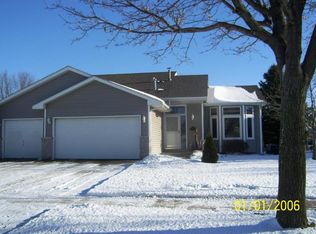 3420 Quarry Ave, Anoka, MN 55303