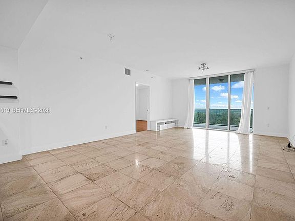 4th image of 15051 Royal Oaks Ln APT 1605