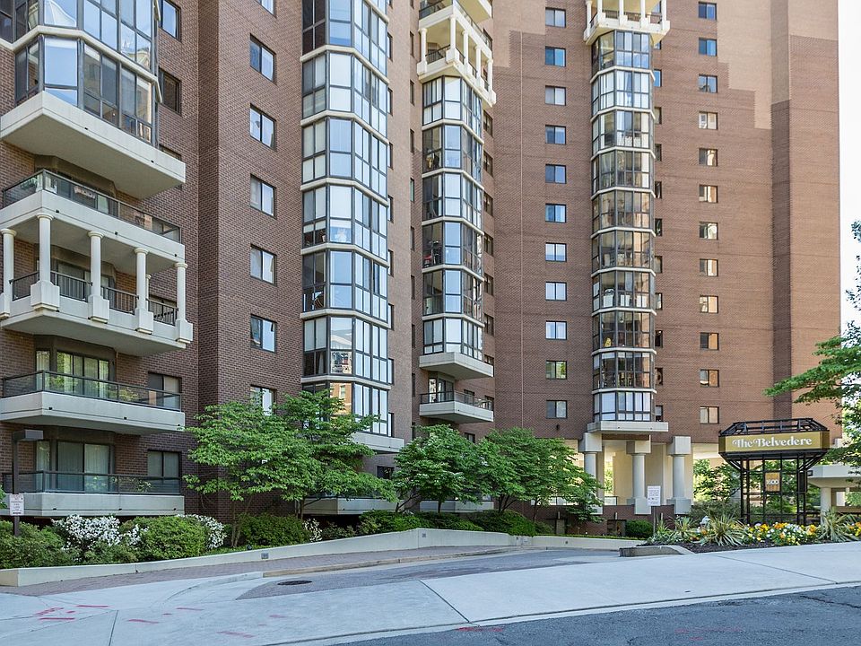 1st image of 1600 N Oak St APT 929