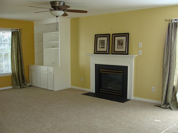 3rd image of 11712 Park Forest Ct