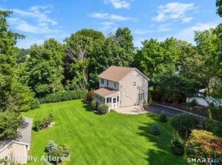 32 Taagan Point Drive, Danbury, CT 06811