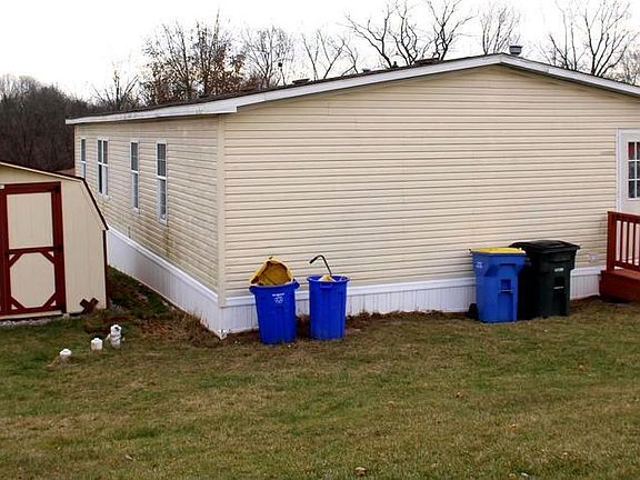 5th image of 4645 Hikey St