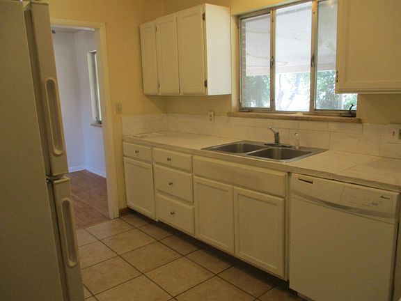3rd image of 2633 15th Ave
