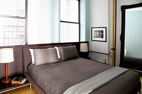 Rented by Douglas Elliman | media 29