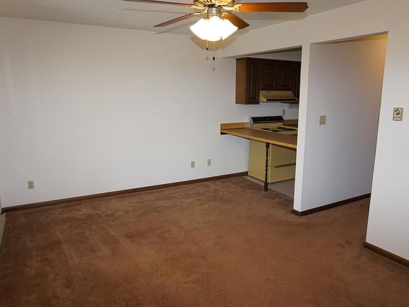 3rd image of 28 Stewart Park APT E