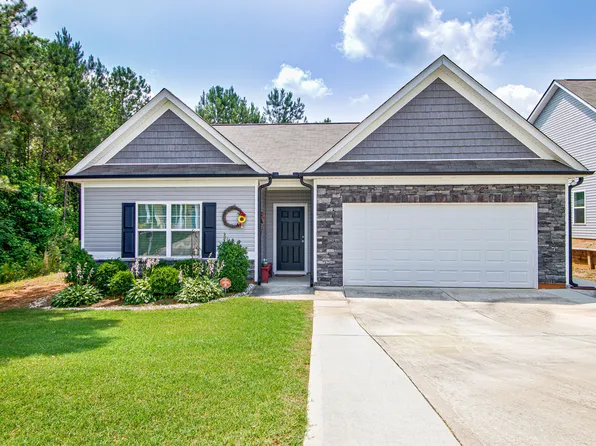 5 Hill Top Cir, Grantville, GA 30220