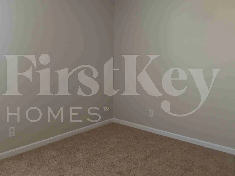 136 Rockbridge Ct — Photo 22