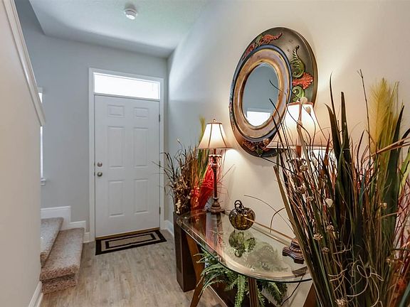 3rd image of 6005 Royal Port Ct
