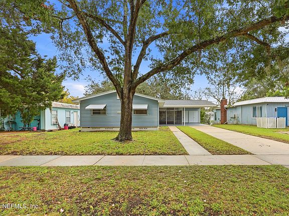 3rd image of 1013 ARAGON Avenue