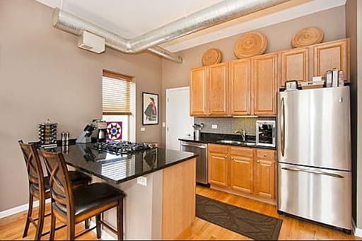 4th image of 1418 W Cortez St #P6