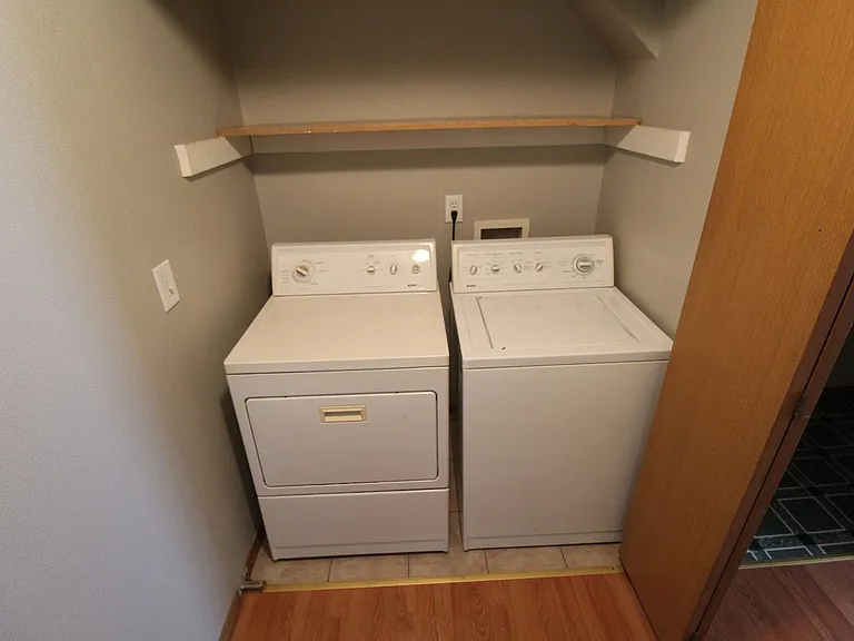 2217 N Hamilton St — Photo 15