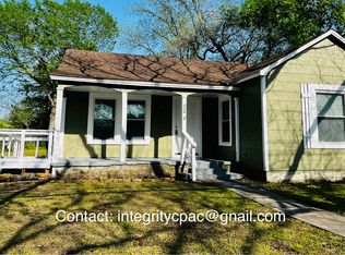904 S Clements St, Gainesville, TX 76240