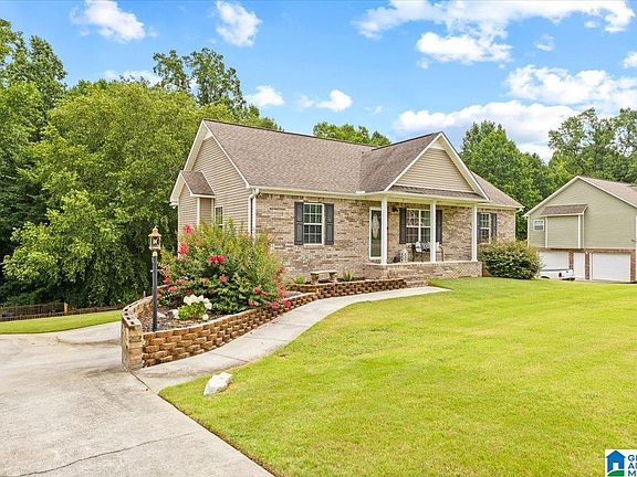 4th image of 226 Thornberry Dr