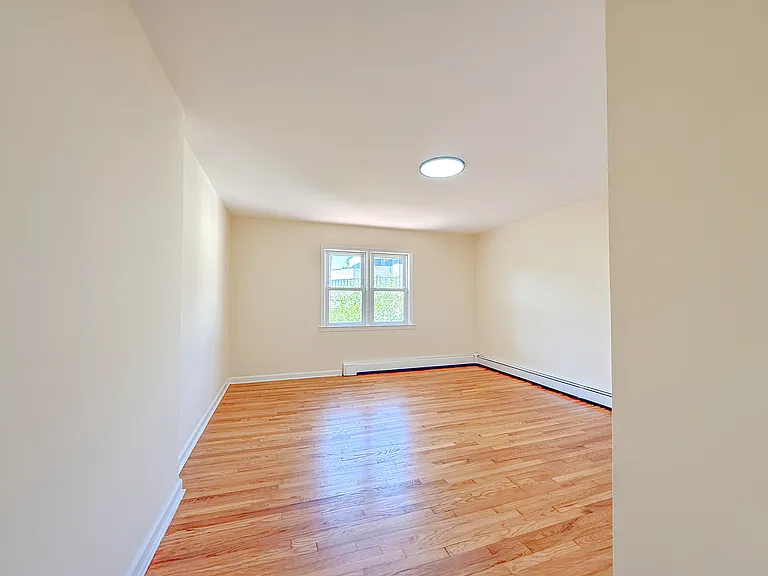 244 Lincoln Ave #1 — Photo 10
