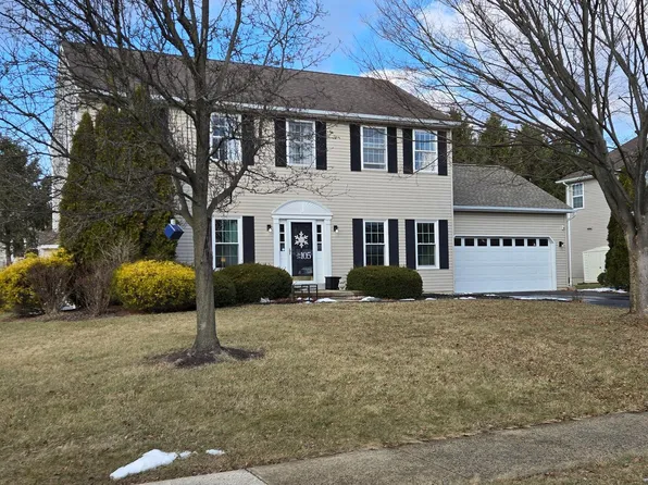 105 Aspen Dr, Sellersville, PA 18960