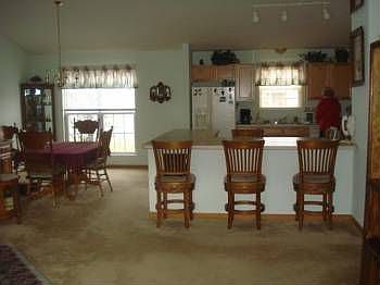 2nd image of 3247 Kingswood Dr