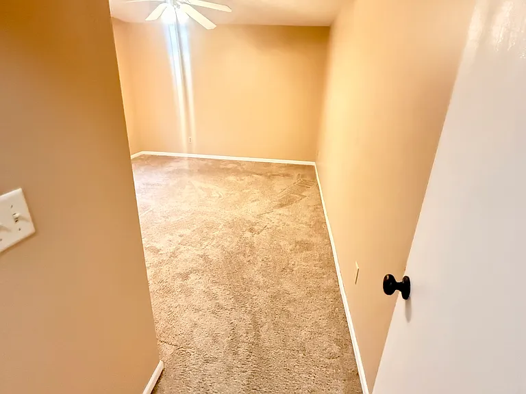8106 Tuscany Rd — Photo 10