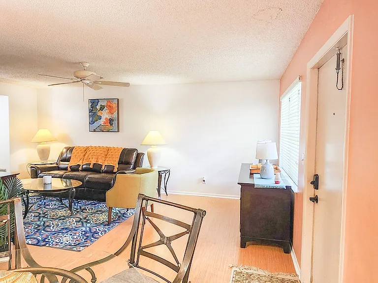 95 Spring Lake Dr #103 — Photo 9