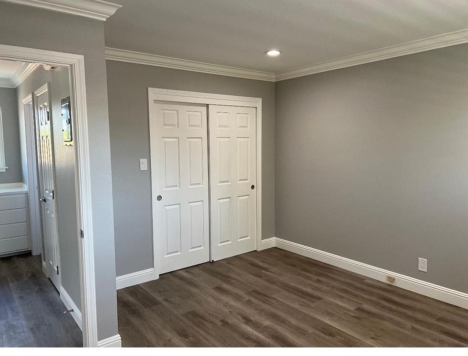 1st image of 334 Standish St
