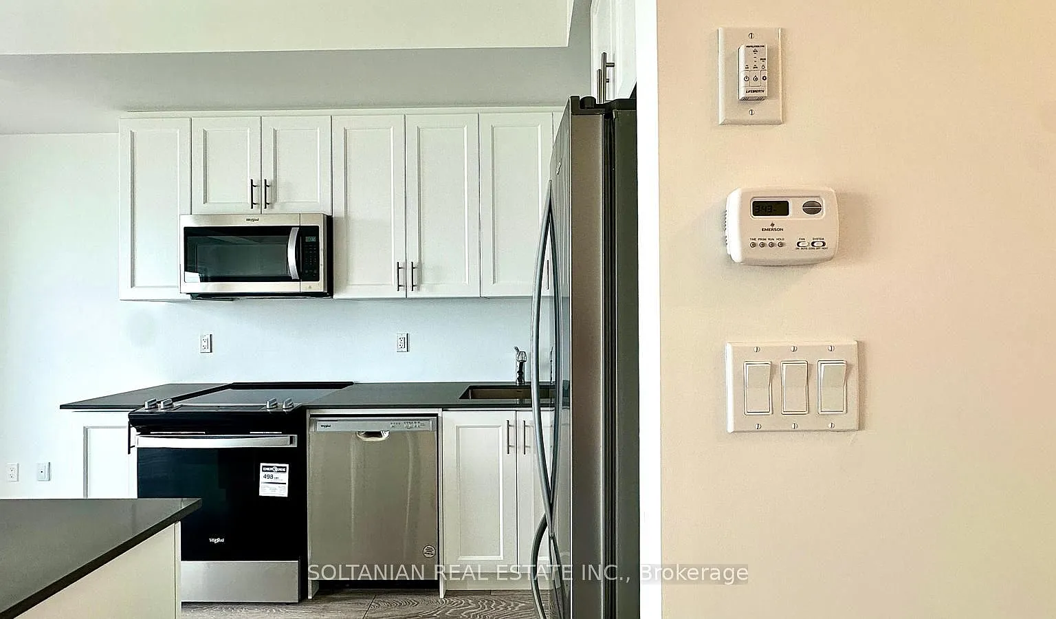 2 bed, $2,780 — Photo 3