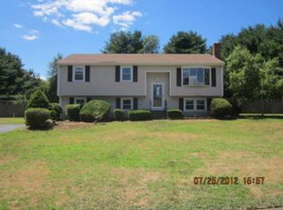 65 Redwing Dr, Bridgewater, MA 02324
