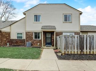 6052 Wingedfoot Ct, Indianapolis, IN