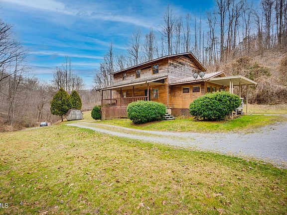 3rd image of 1739 Sugar Pine Ln