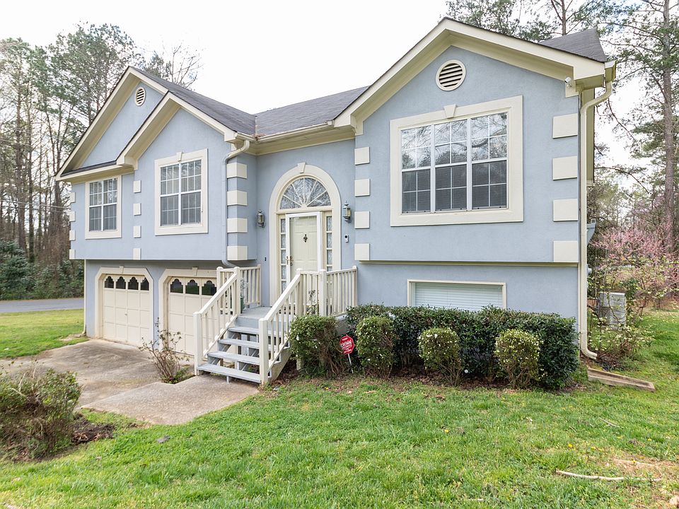 1st image of 3078 Applewood Dr SW